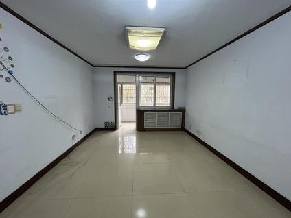 北京昊达鹤苑小区2室1厅83平低楼层/共6层