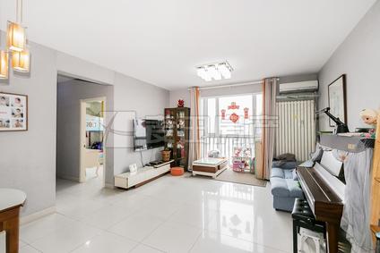 北京澳林PARK国际公寓2室1厅112.27平高楼层/共24层