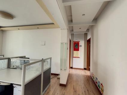 北京路劲太阳城(绿萱园)3室2厅143.53平中楼层/共9层