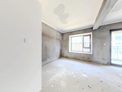 湖州奥园朗境园4室2厅109.13平低楼层/共8层