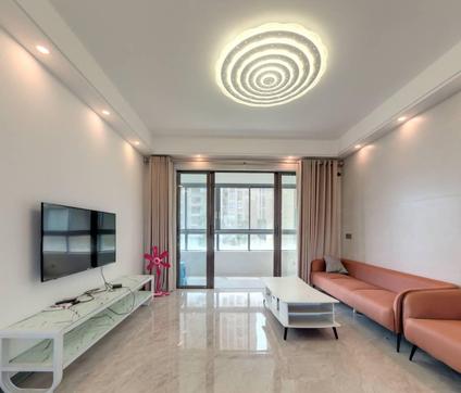 海口恩祥新城(北大华府A区)4室2厅127.66平低楼层/共26层