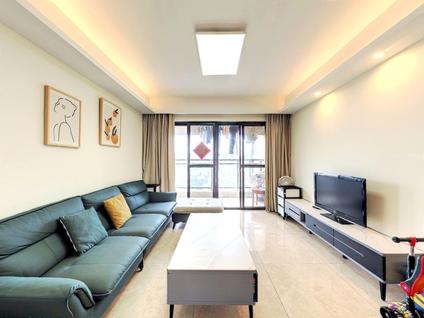 北海山湖海上城3室2厅115.59平高楼层/共25层