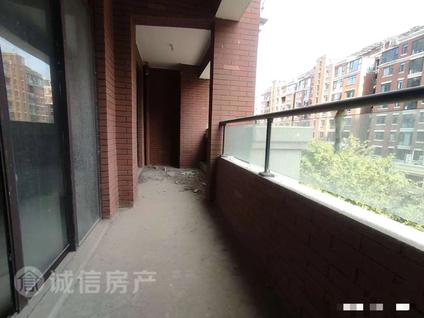 宿州万成哈佛玫瑰园4室2厅165.84平中楼层/共9层