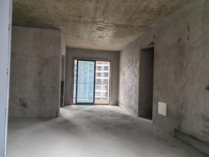 江门明泰城4室2厅123平低楼层/共33层