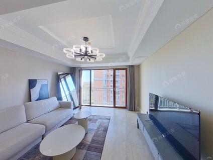 北京荣尊堡国际俱乐部公寓2室2厅140.43平高楼层/共24层