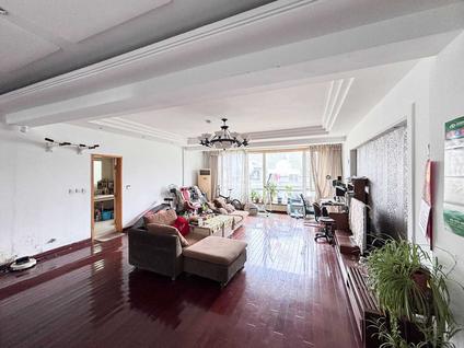 北京龙祥花园3室2厅139.56平高楼层/共6层