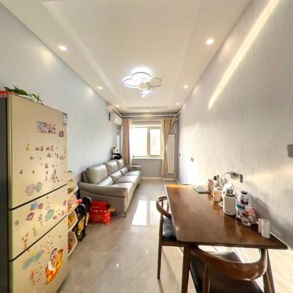 北京剧场东街社区2室1厅63.86平高楼层/共5层