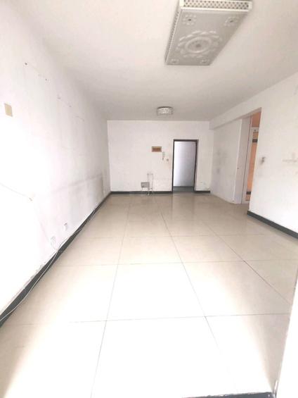 北京山水新城2室2厅91平中楼层/共22层