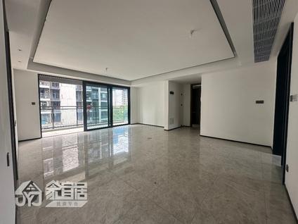 北京万科金域华府4室2厅142.59平低楼层/共33层