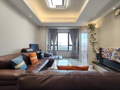 北京合景誉峰3室2厅115.17平低楼层/共32层