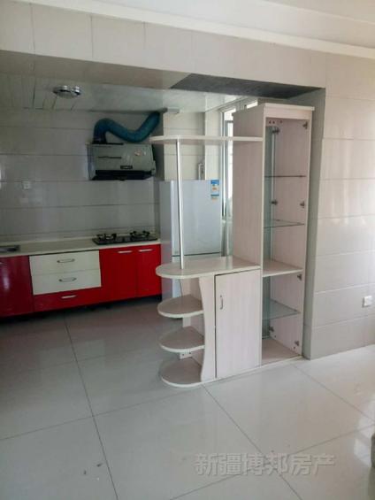 北京嘉美轩3室2厅163.02平高楼层/共18层