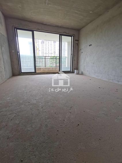 北京大唐盛世(二期)4室2厅142平中楼层/共7层