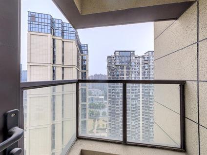 北京南益名士豪庭4室2厅128.34平高楼层/共32层