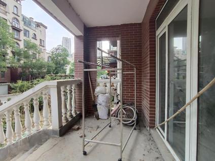 北京加州玫瑰园(南区)3室2厅133.74平低楼层/共6层