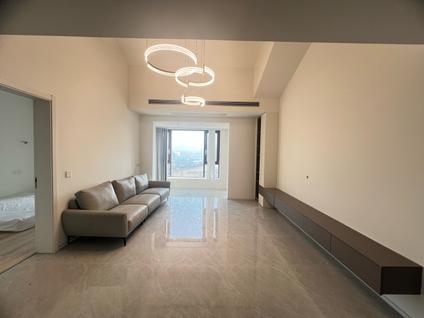 北京绿地智慧公园城4室2厅130平高楼层/共7层