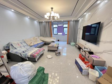 北京信合湖畔春天(二期)3室2厅132平中楼层/共7层