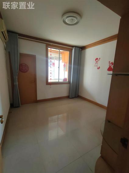 北京铁路家属区3室2厅92平高楼层/共8层