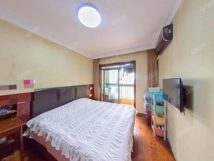 北京锦江大厦1室1厅55.72平中楼层/共32层