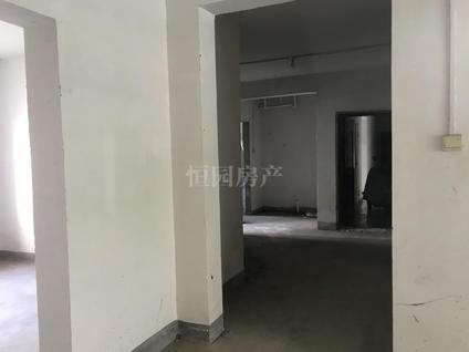 北京胜利路小区3室2厅116平低楼层/共18层