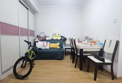 上海杨南小区3室1厅64.01平高楼层/共6层