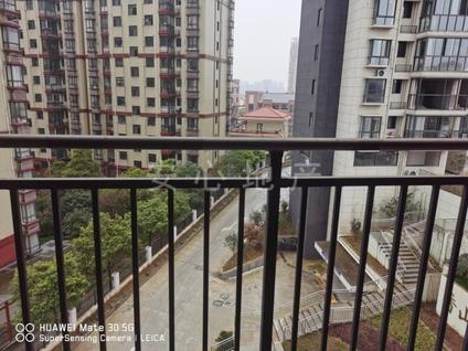 北京香山美树3室2厅123平低楼层/共32层