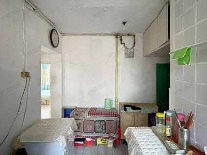 北京防疫站小区2室1厅45平中楼层/共6层