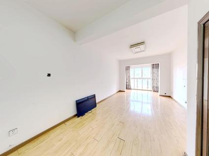 北京盛世临港3室2厅85平低楼层/共33层