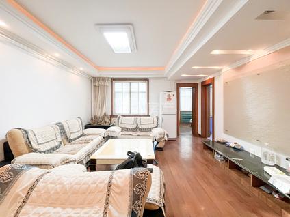 北京运管处家属院2室1厅73平中楼层/共8层