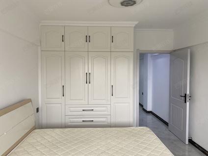 北京青春公寓1室1厅43平中楼层/共9层