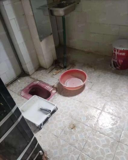 北京桥湖路3室2厅95平高楼层/共7层