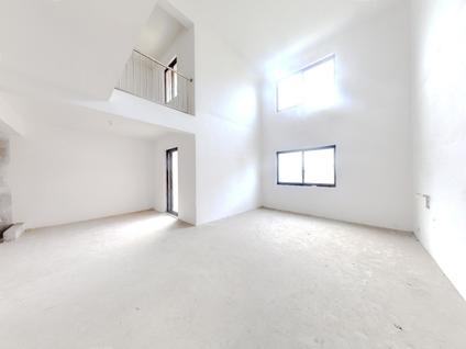 北京白云山庄5室2厅222.6平中楼层/共8层