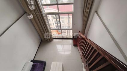 北京戛纳小镇1室1厅38平高楼层/共11层