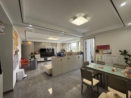 北京洱海庄园3室2厅112.29平中楼层/共5层