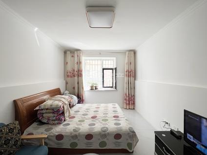 兰州沁和苑1室1厅51平低楼层/共6层