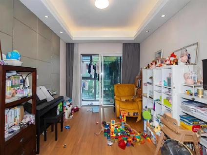 上海晶耀名邸3室2厅115平低楼层/共16层