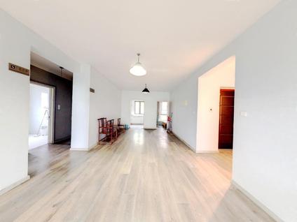 北京保利西山林语4室2厅138.72平低楼层/共9层