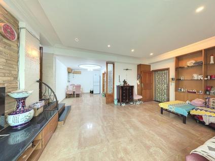 北京中珠豪庭3室2厅121.98平低楼层/共16层