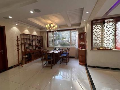 北京汇英名郡4室2厅196平低楼层/共15层