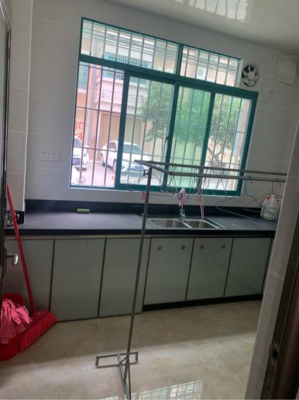 江门龙山花园90平低楼层/共8层