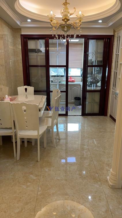 温州坝头小区3室2厅100平中楼层/共6层