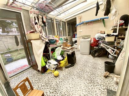 上海绿川公寓2室2厅84平低楼层/共6层