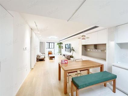 上海罗马花园2室2厅144.33平低楼层/共18层