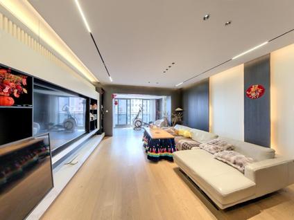 株洲晋合湘水湾(四期)4室2厅211平高楼层/共30层