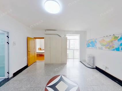 北京厢白旗甲二号院2室1厅73平中楼层/共6层