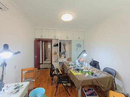 北京大发燕澜湾5室2厅246.43平低楼层/共8层