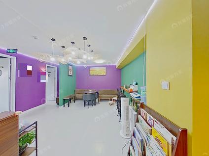 北京欧陆经典(凯旋城)5室1厅132.58平中楼层/共18层