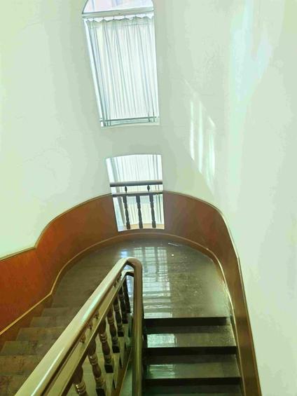 北京竹院路9室5厅447平低楼层/共5层