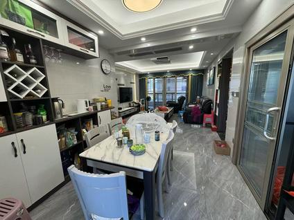 河源天和城4室2厅141平低楼层/共33层