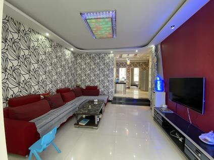 北京西城美苑3室2厅113平中楼层/共11层