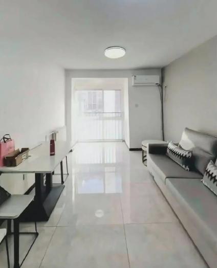 北京龙泉苑小区1室1厅54.22平低楼层/共11层